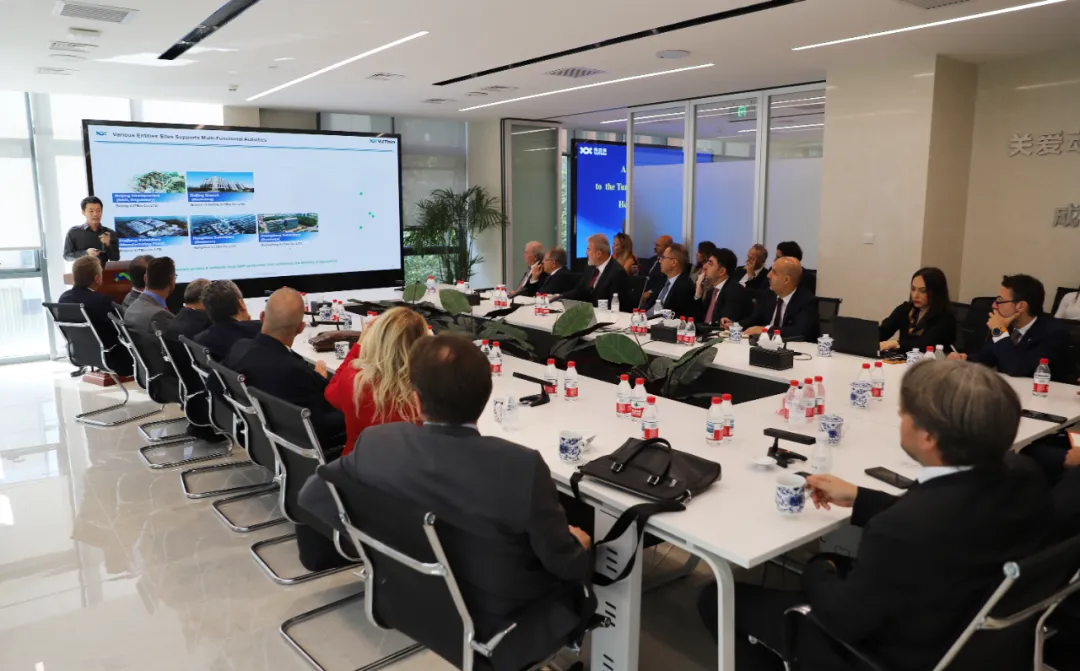 聚焦医药健康国际合作:土耳其代表团一行参观伟杰信生物